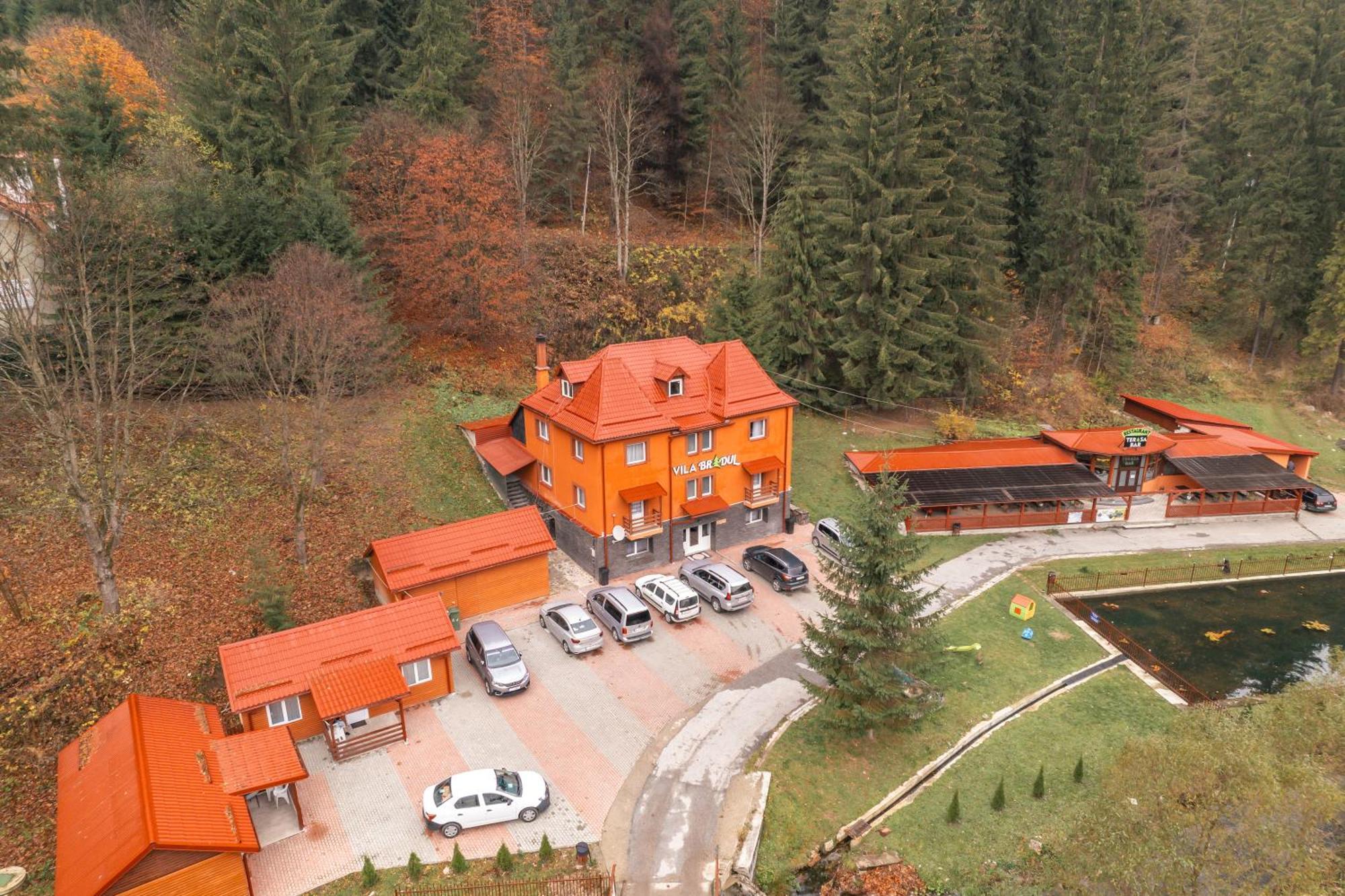 Vila Bradul Lacu Rosu Exterior photo